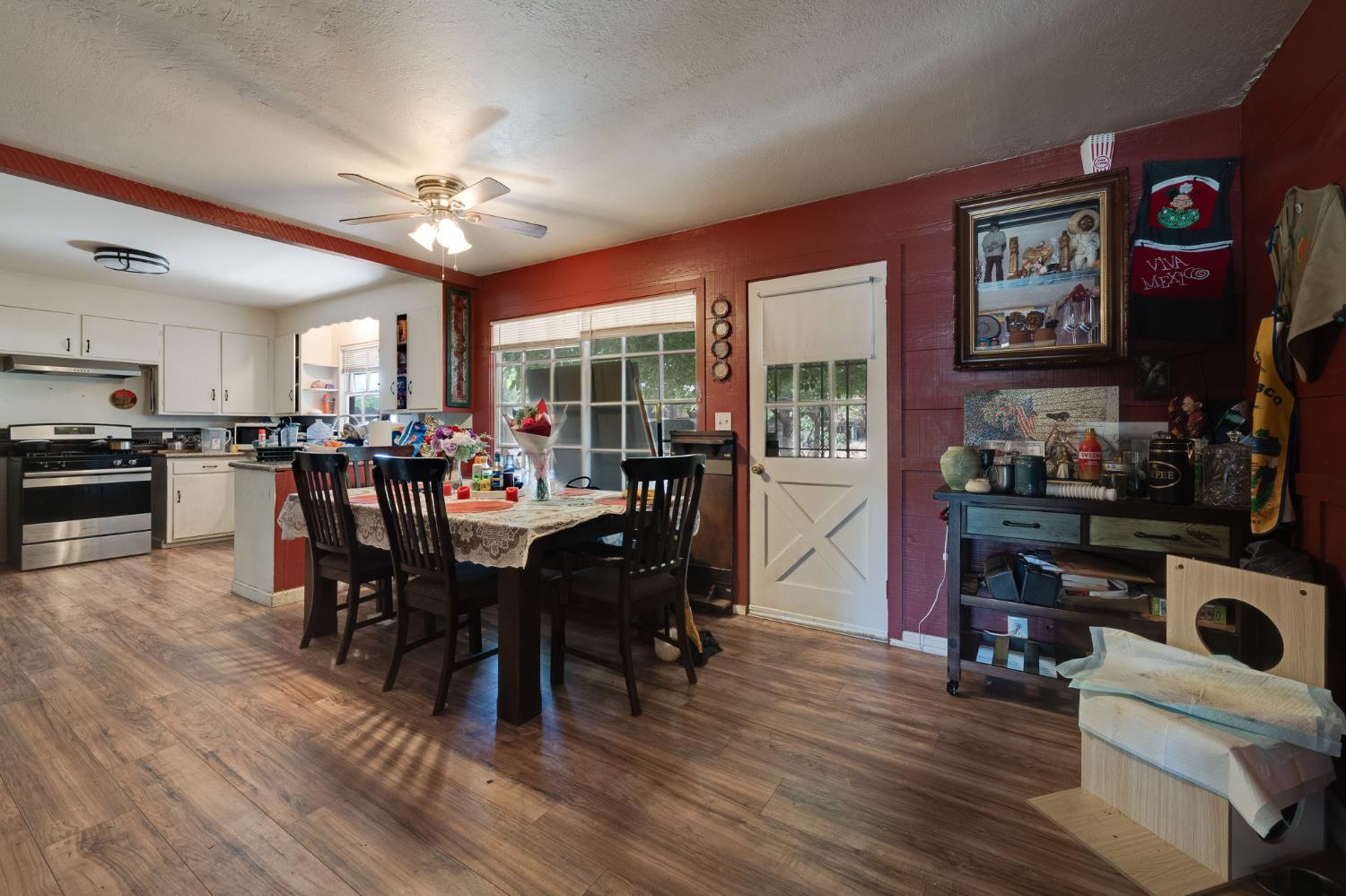 Detail Gallery Image 6 of 19 For 113 S 6th St, Patterson,  CA 95363 - 2 Beds | 1 Baths