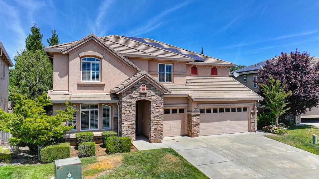 Detail Gallery Image 8 of 78 For 10317 Hite Cir, Elk Grove,  CA 95757 - 5 Beds | 3 Baths