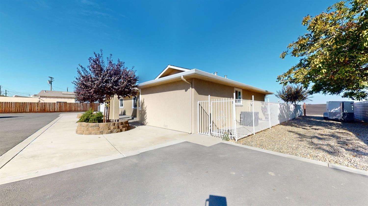 Detail Gallery Image 83 of 146 For 6237 Yosemite Blvd, Modesto,  CA 95357 - 3 Beds | 2 Baths