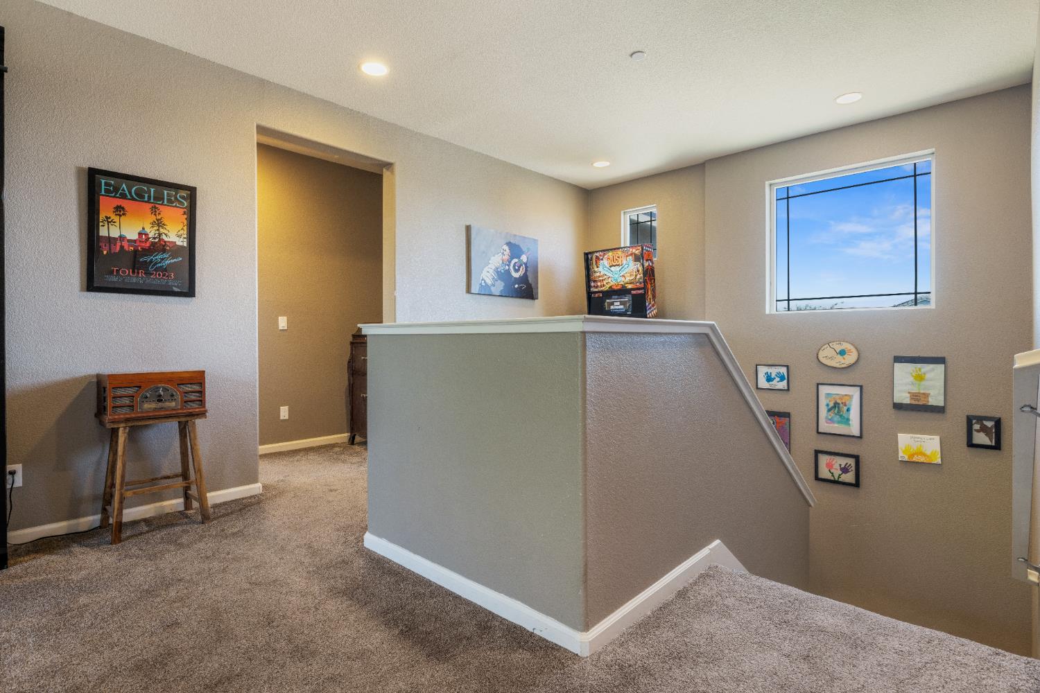 Detail Gallery Image 21 of 41 For 680 Sawtooth Ct, Manteca,  CA 95337 - 4 Beds | 3/1 Baths