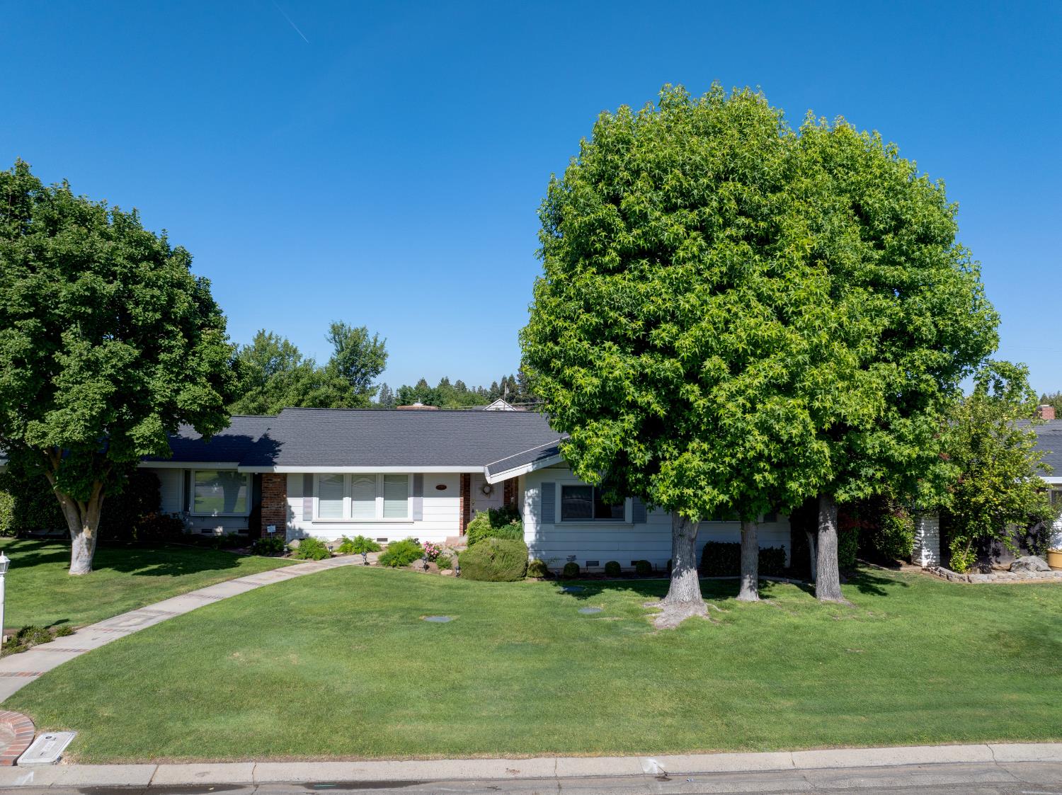 Detail Gallery Image 57 of 63 For 2829 Bedford Dr, Merced,  CA 95340 - 4 Beds | 2 Baths