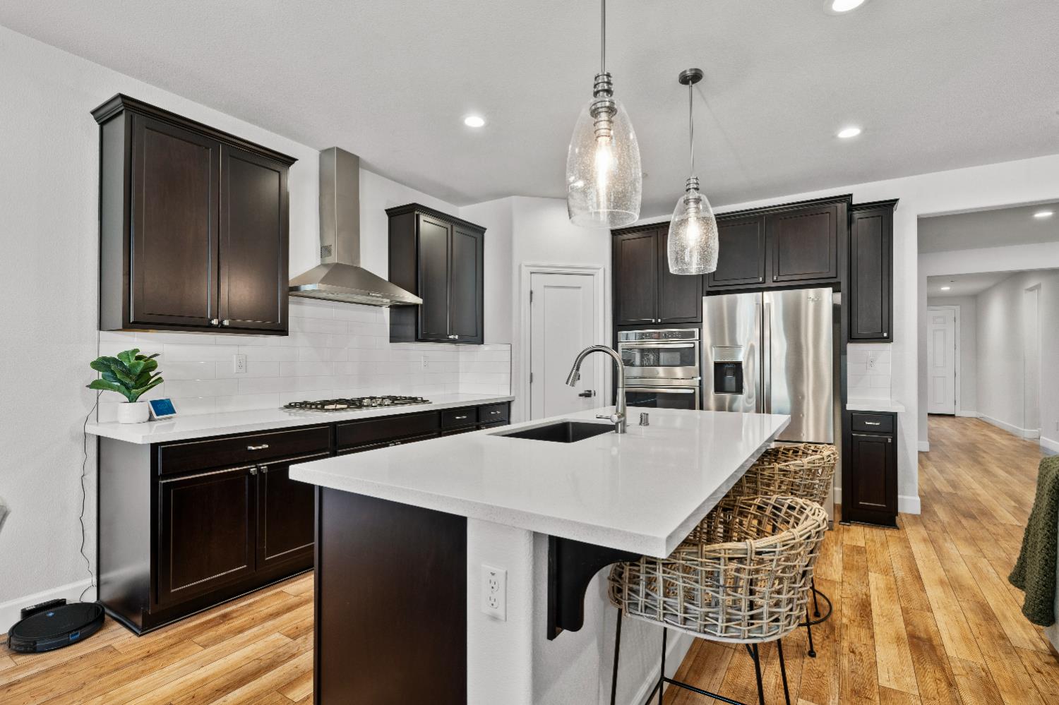 Detail Gallery Image 17 of 50 For 417 Chagall Ln, Stockton,  CA 95209 - 3 Beds | 2/1 Baths