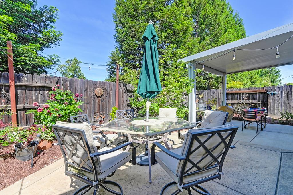 Detail Gallery Image 39 of 41 For 2874 Gray Fox Way, Lincoln,  CA 95648 - 3 Beds | 2 Baths
