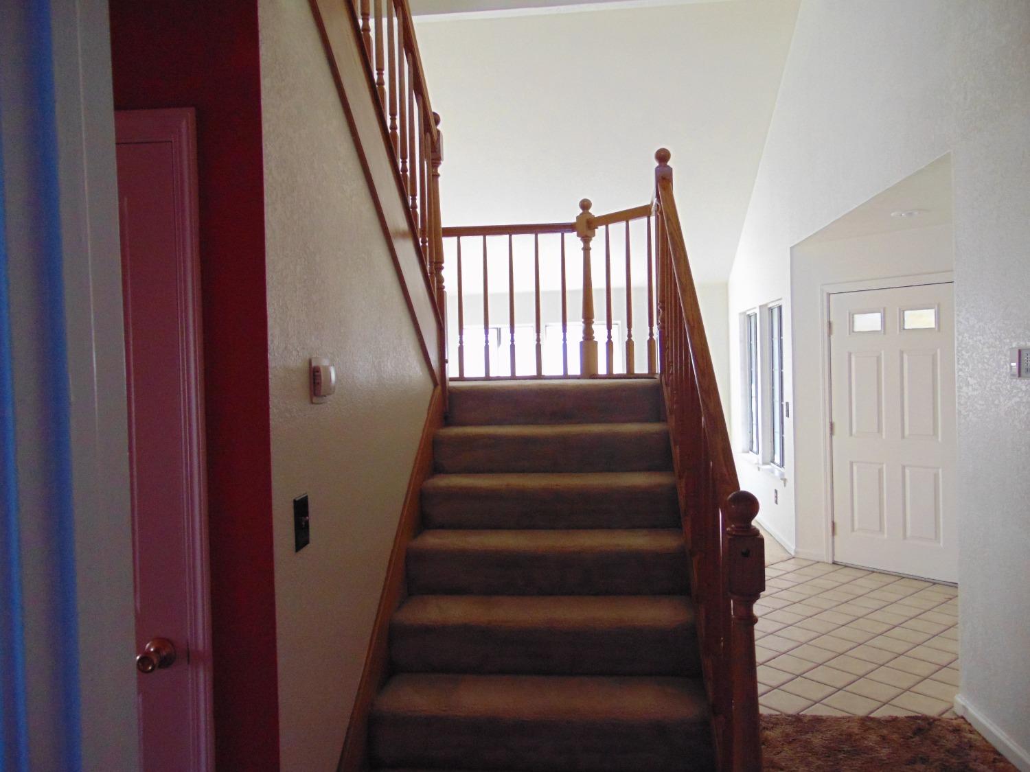 Detail Gallery Image 8 of 33 For 1750 Bonaire Cir, Stockton,  CA 95210 - 5 Beds | 3 Baths