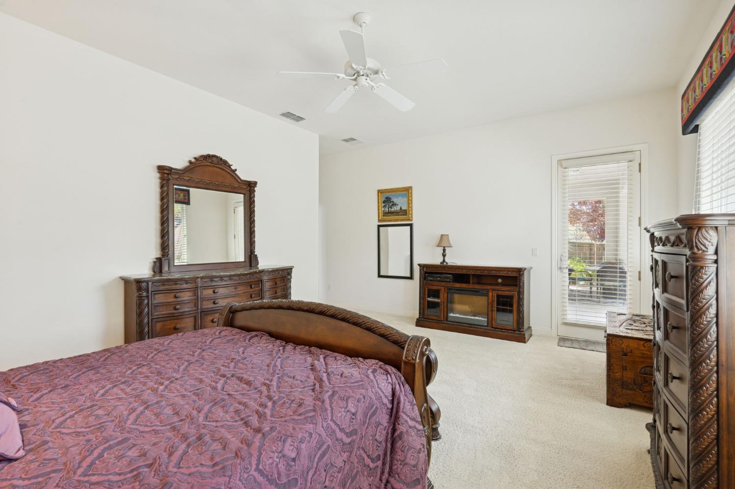 Detail Gallery Image 19 of 41 For 2832 Rockaway Ln, Sacramento,  CA 95835 - 2 Beds | 2 Baths