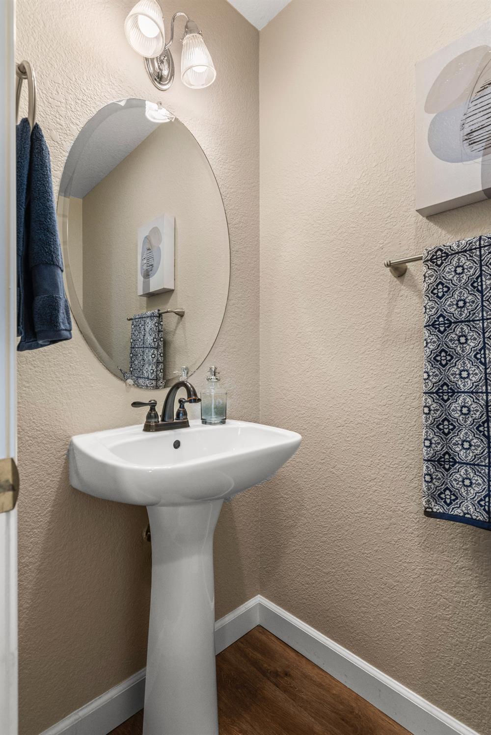 Detail Gallery Image 9 of 34 For 2149 Arnold Dr, Rocklin,  CA 95765 - 4 Beds | 2/1 Baths