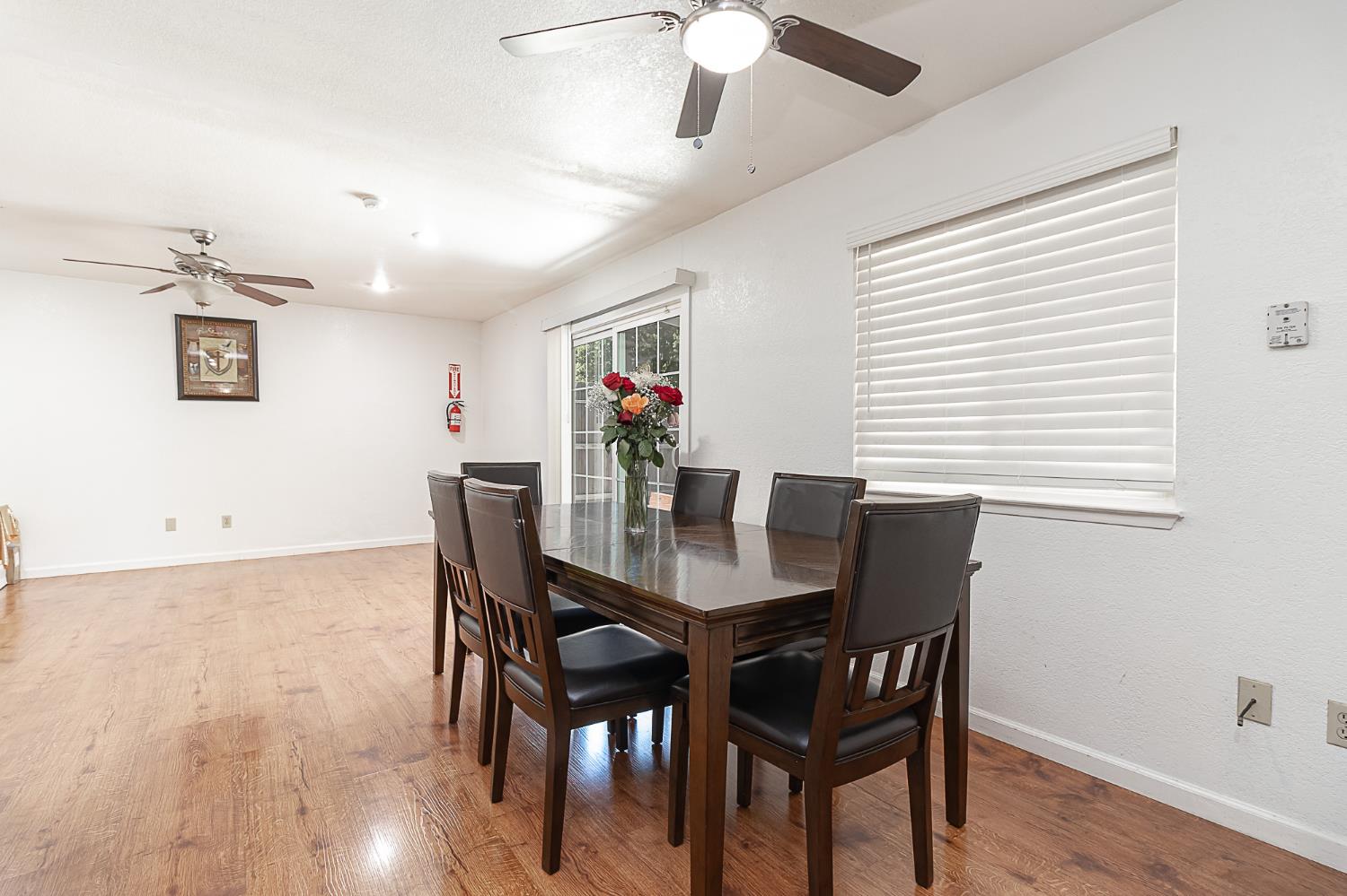 Detail Gallery Image 11 of 25 For 1705 Chapala Way, Modesto,  CA 95355 - 3 Beds | 2 Baths