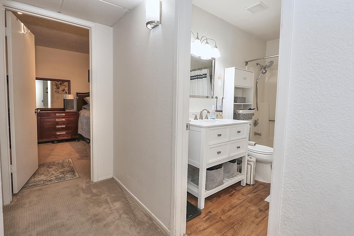 Detail Gallery Image 21 of 36 For 7437 Auburn Oaks Ct #E,  Citrus Heights,  CA 95621 - 2 Beds | 1 Baths