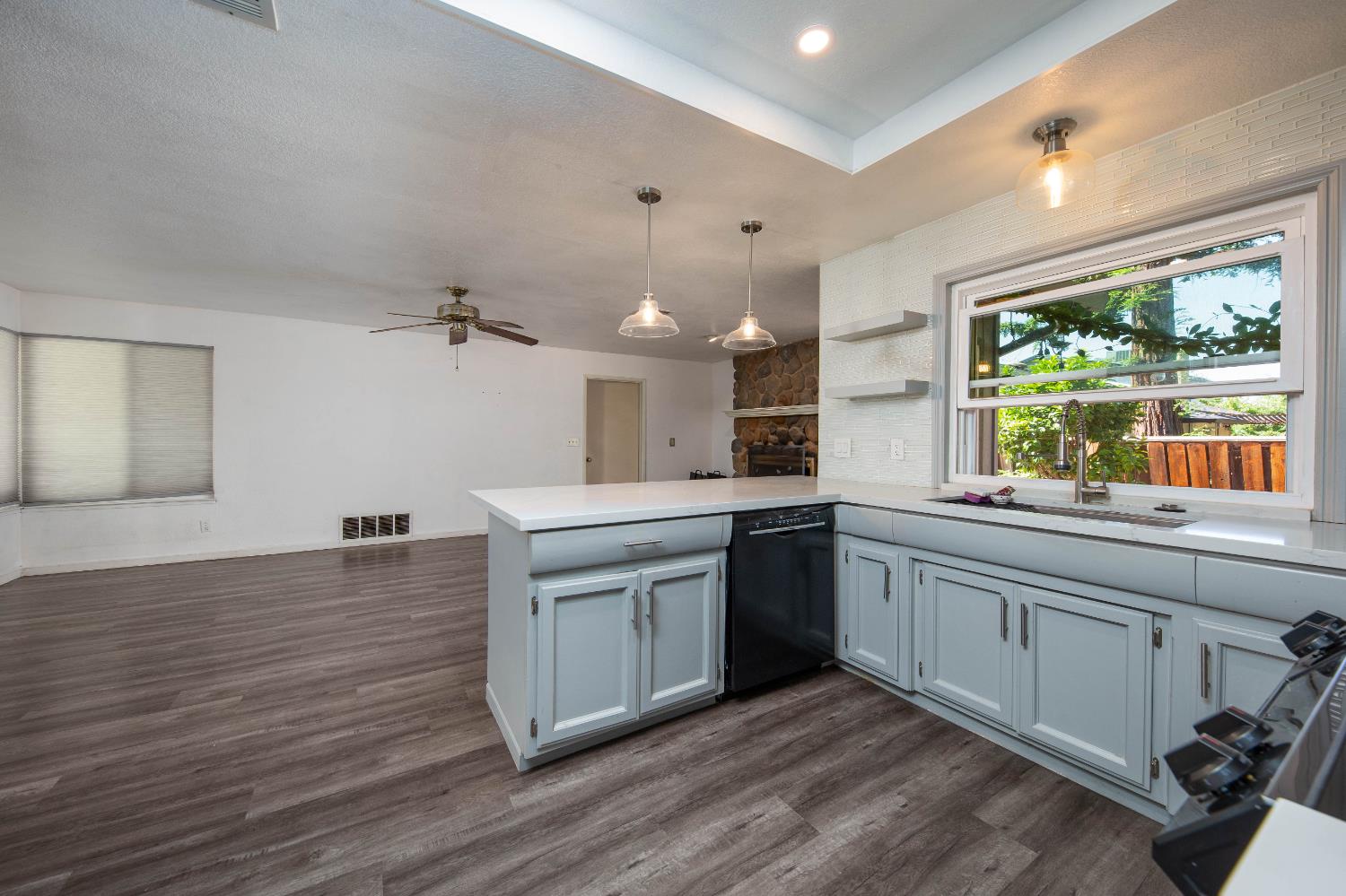 Detail Gallery Image 23 of 56 For 9412 Bonanza Dr, Stockton,  CA 95209 - 3 Beds | 2/1 Baths