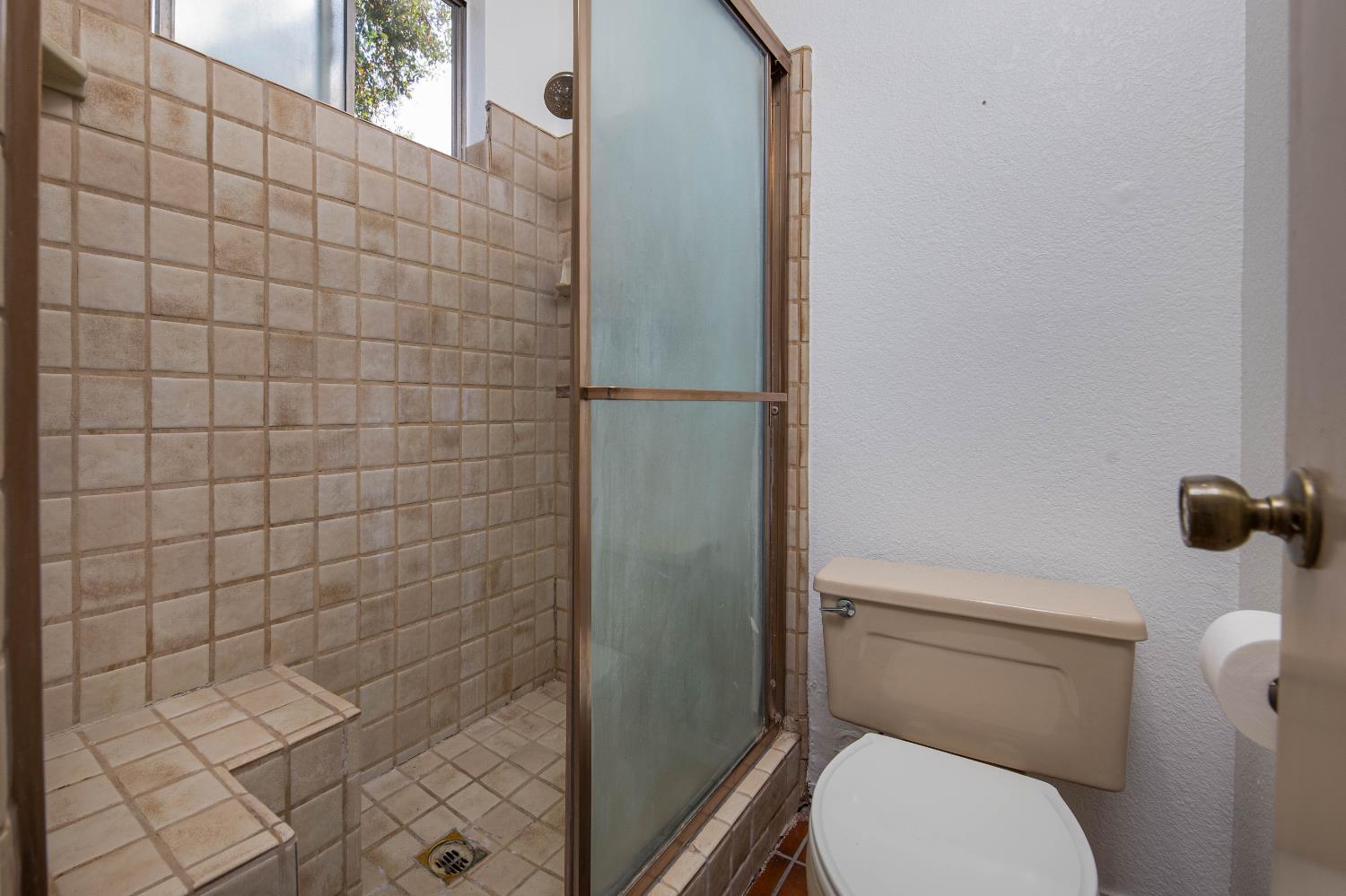 Detail Gallery Image 36 of 56 For 9412 Bonanza Dr, Stockton,  CA 95209 - 3 Beds | 2/1 Baths