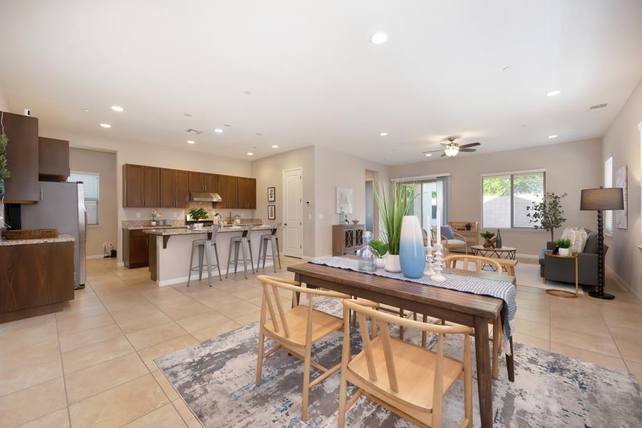 Detail Gallery Image 5 of 53 For 5416 Cannes Ct, Fair Oaks,  CA 95628 - 3 Beds | 2/1 Baths