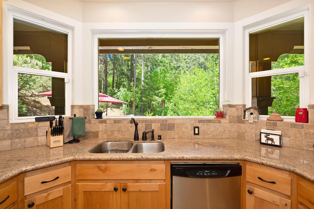 Detail Gallery Image 29 of 92 For 5321 Slalom Ln, Pollock Pines,  CA 95726 - 3 Beds | 2/1 Baths