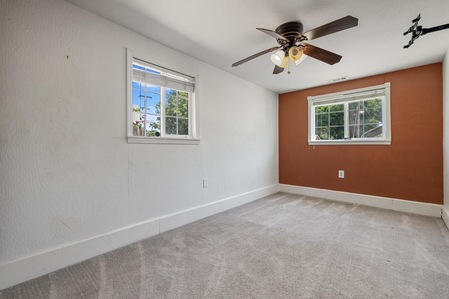 Detail Gallery Image 37 of 42 For 501 N Thor St, Turlock,  CA 95380 - 5 Beds | 2 Baths