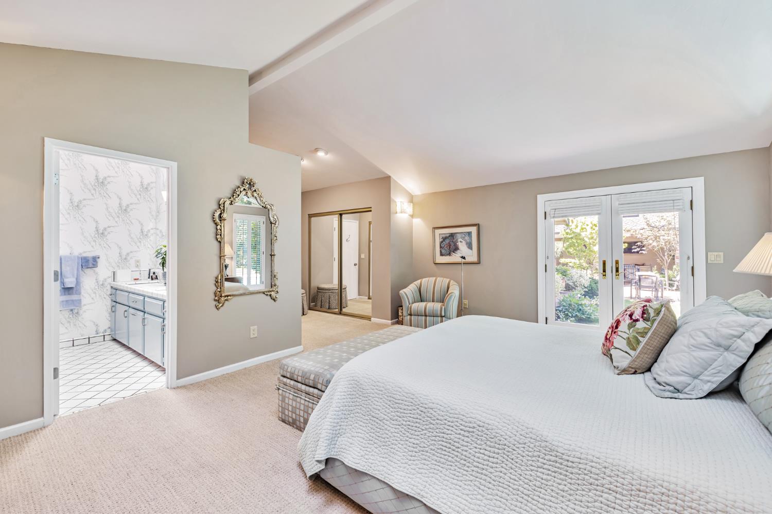 Detail Gallery Image 13 of 37 For 1625 Gary Way, Carmichael,  CA 95608 - 3 Beds | 2/1 Baths