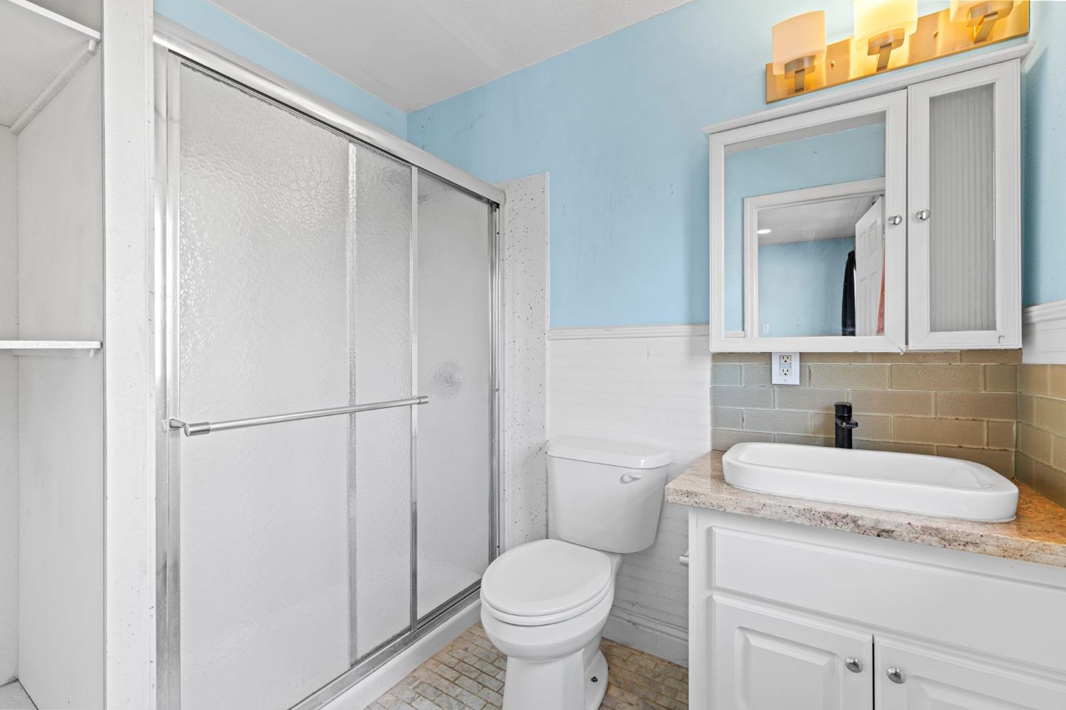 Detail Gallery Image 17 of 28 For 10529 Malaga Way, Rancho Cordova,  CA 95670 - 3 Beds | 2 Baths