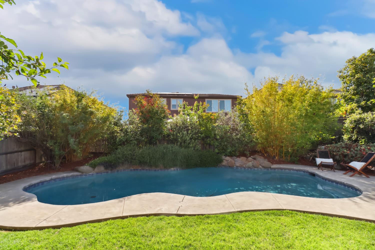 Detail Gallery Image 57 of 69 For 5604 Saratoga Cir, Rocklin,  CA 95765 - 4 Beds | 3/1 Baths