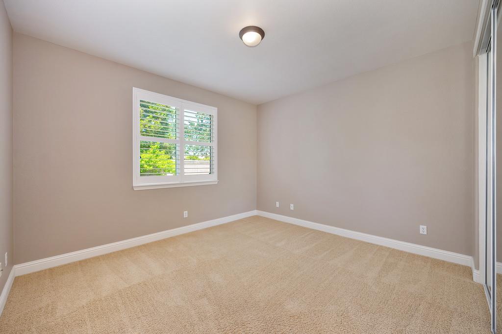 Detail Gallery Image 45 of 78 For 10317 Hite Cir, Elk Grove,  CA 95757 - 5 Beds | 3 Baths