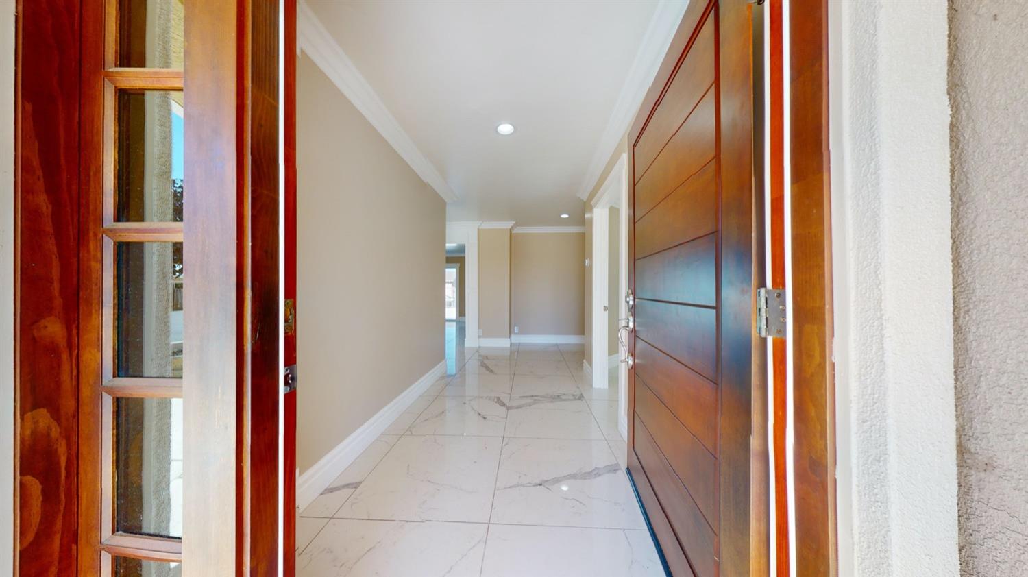 Detail Gallery Image 5 of 146 For 6237 Yosemite Blvd, Modesto,  CA 95357 - 3 Beds | 2 Baths