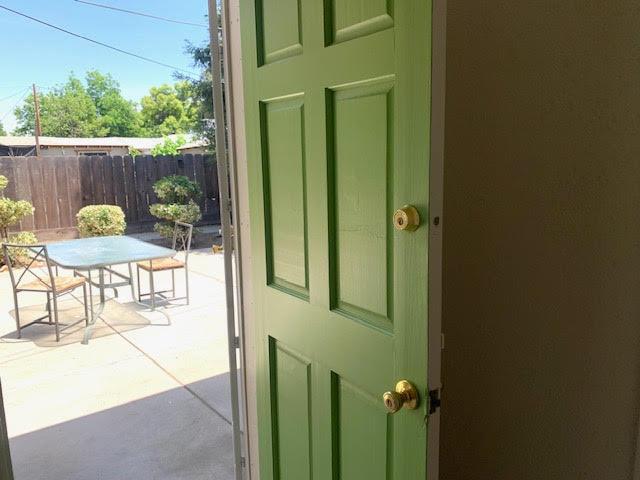Detail Gallery Image 13 of 23 For 426 Flower St, Turlock,  CA 95380 - – Beds | – Baths
