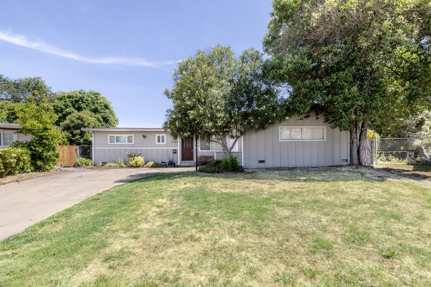 Detail Gallery Image 1 of 64 For 10468 Neiretto Ct, Rancho Cordova,  CA 95670 - 3 Beds | 2 Baths