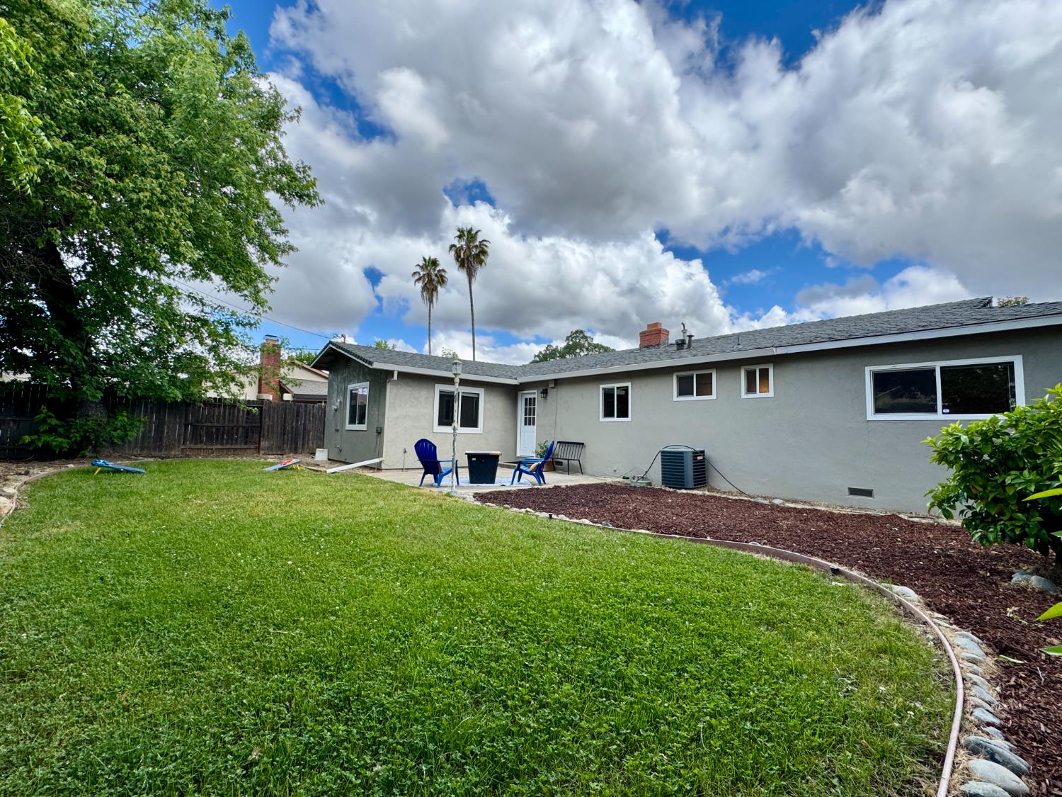Mohawk Way, Fair Oaks, California image 34