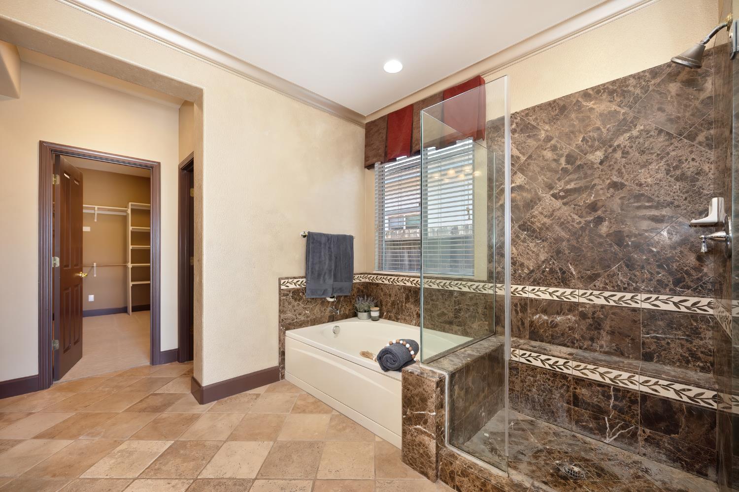 Detail Gallery Image 43 of 88 For 620 Castle Oaks Dr, Ione,  CA 95640 - 4 Beds | 2/1 Baths