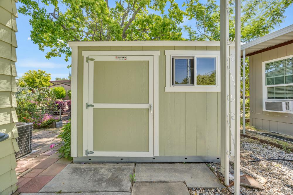 Detail Gallery Image 31 of 75 For 269 Leafwood Way, Folsom,  CA 95630 - 2 Beds | 2 Baths