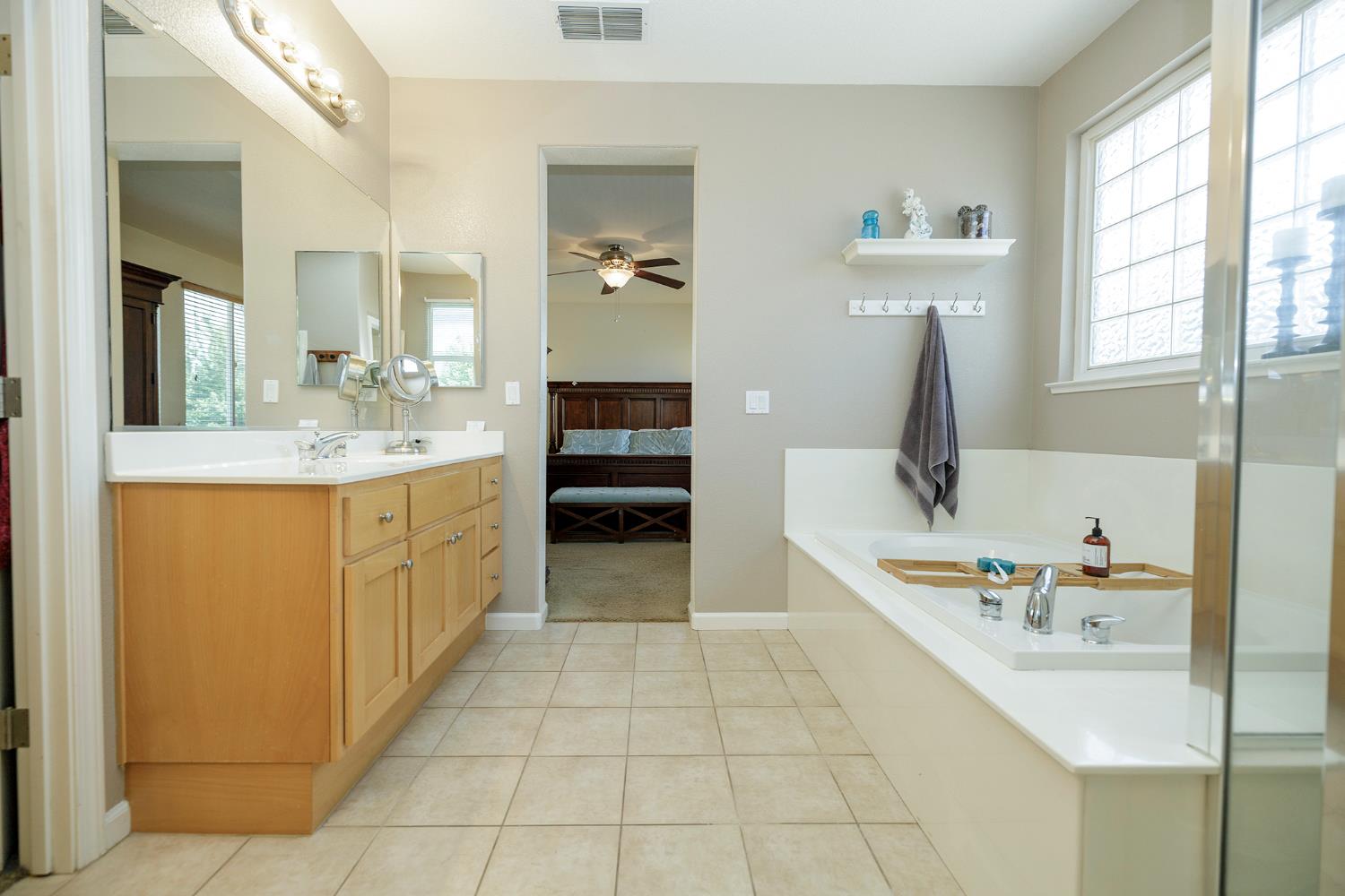Detail Gallery Image 47 of 67 For 4157 Enclave Dr, Turlock,  CA 95382 - 4 Beds | 3 Baths