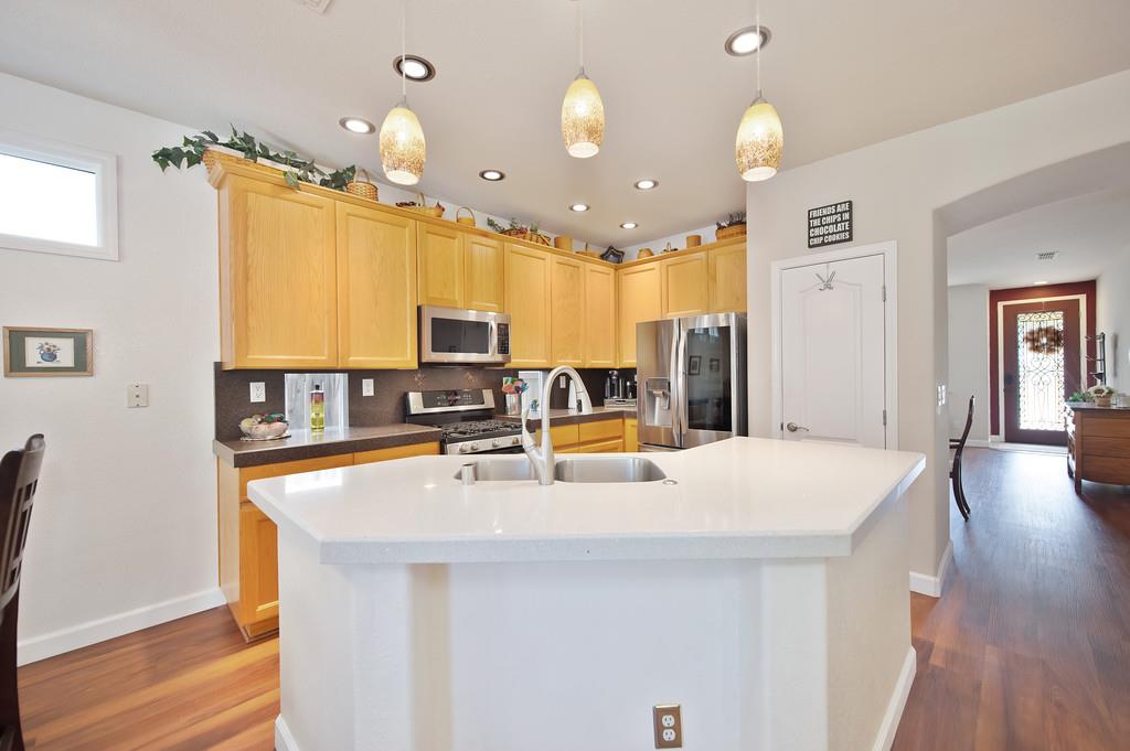 Detail Gallery Image 17 of 41 For 2874 Gray Fox Way, Lincoln,  CA 95648 - 3 Beds | 2 Baths