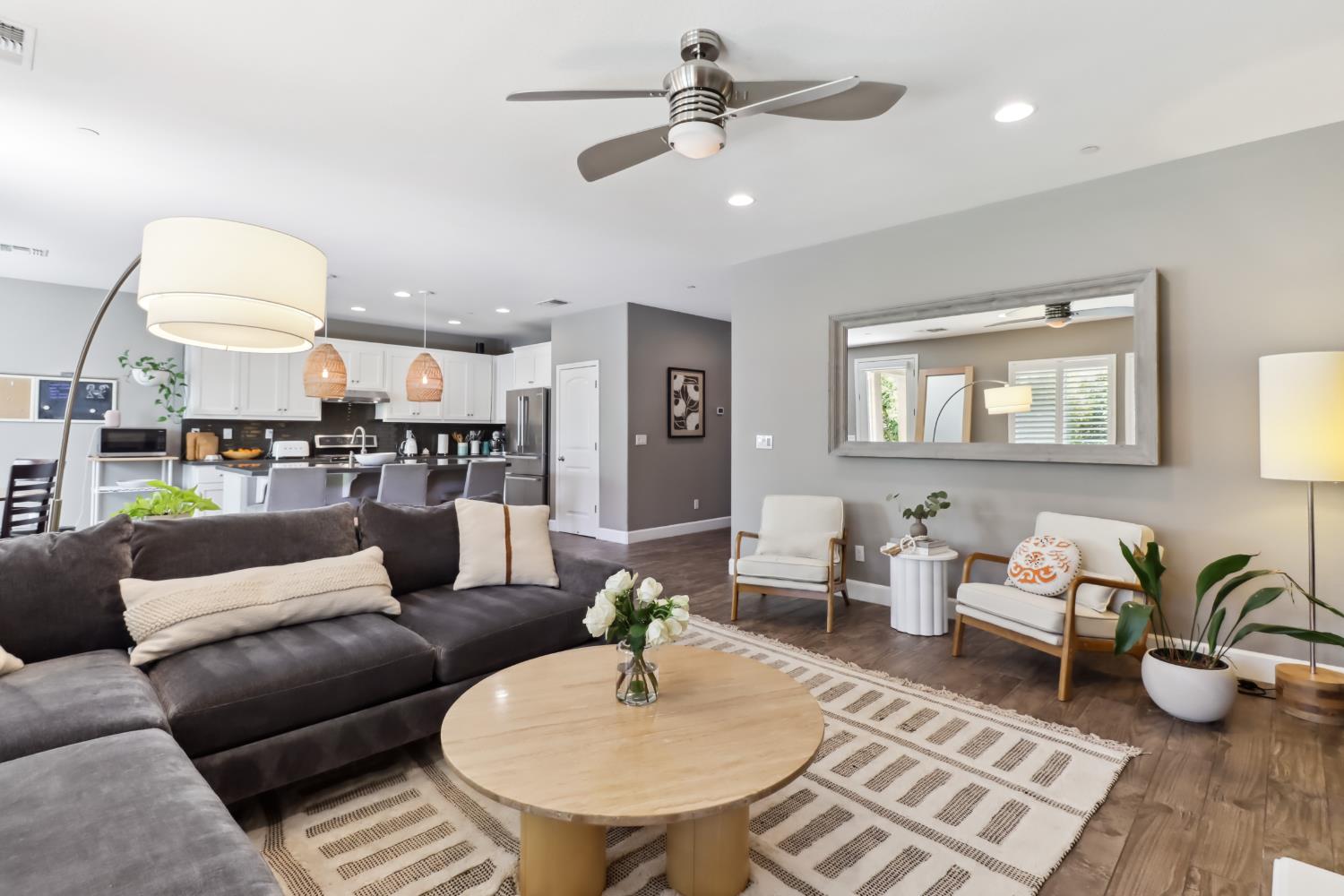 Detail Gallery Image 23 of 69 For 5604 Saratoga Cir, Rocklin,  CA 95765 - 4 Beds | 3/1 Baths