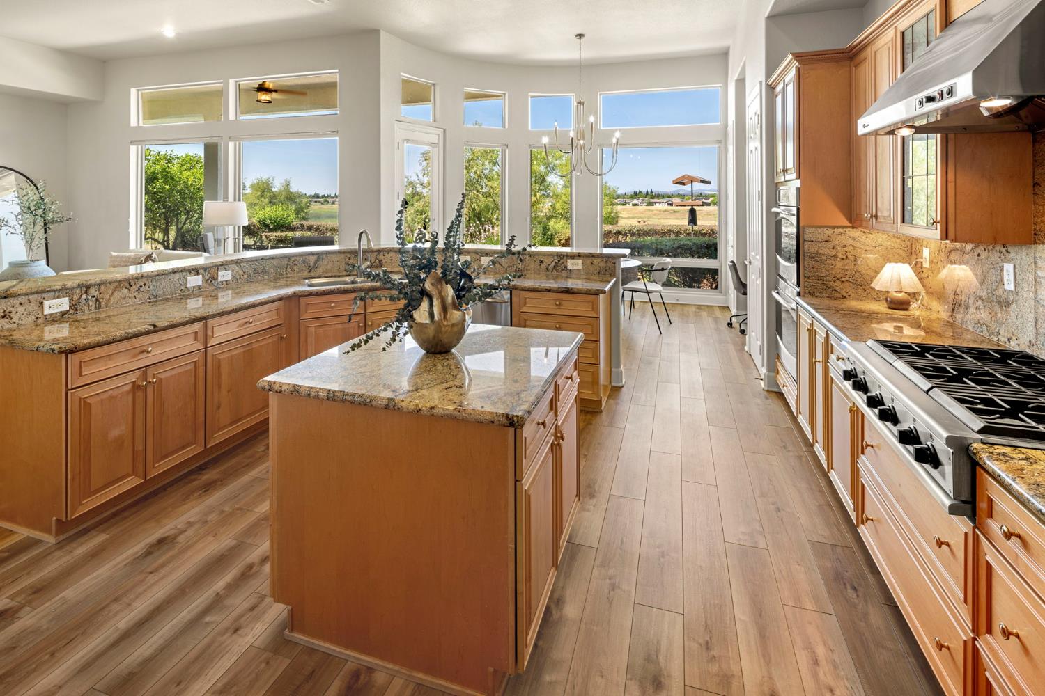 Detail Gallery Image 19 of 63 For 1584 Summerhill Ln, Lincoln,  CA 95648 - 2 Beds | 2/1 Baths