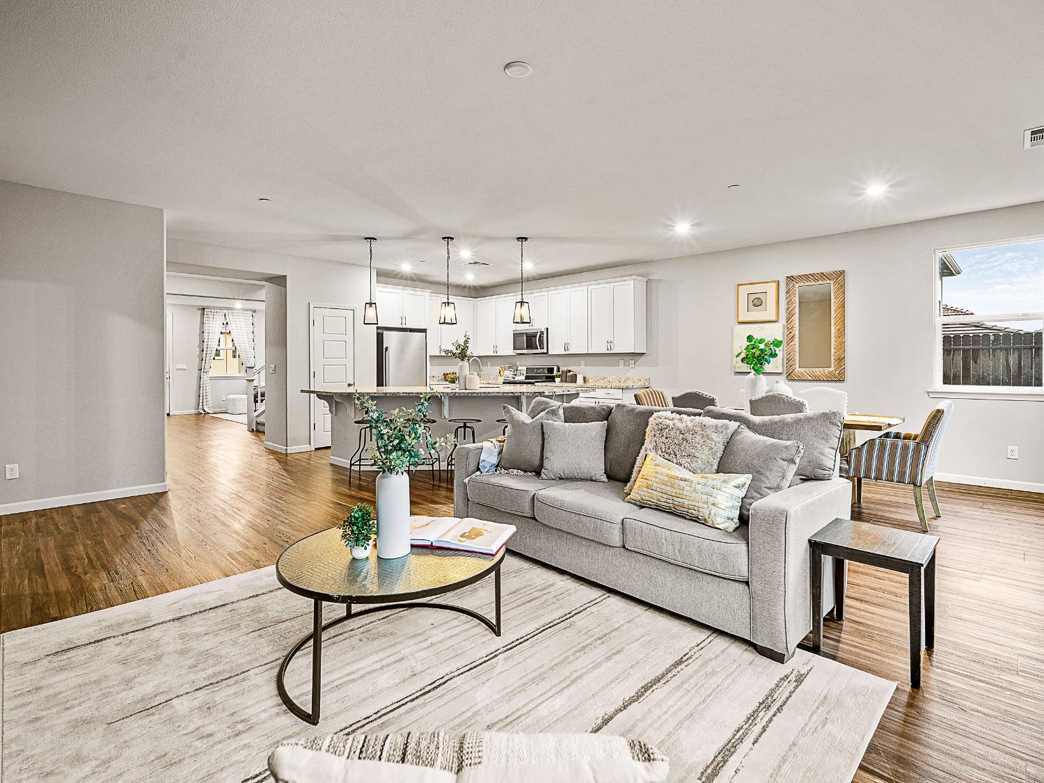Detail Gallery Image 10 of 63 For 3223 Haskell Way, El Dorado Hills,  CA 95762 - 4 Beds | 2/1 Baths