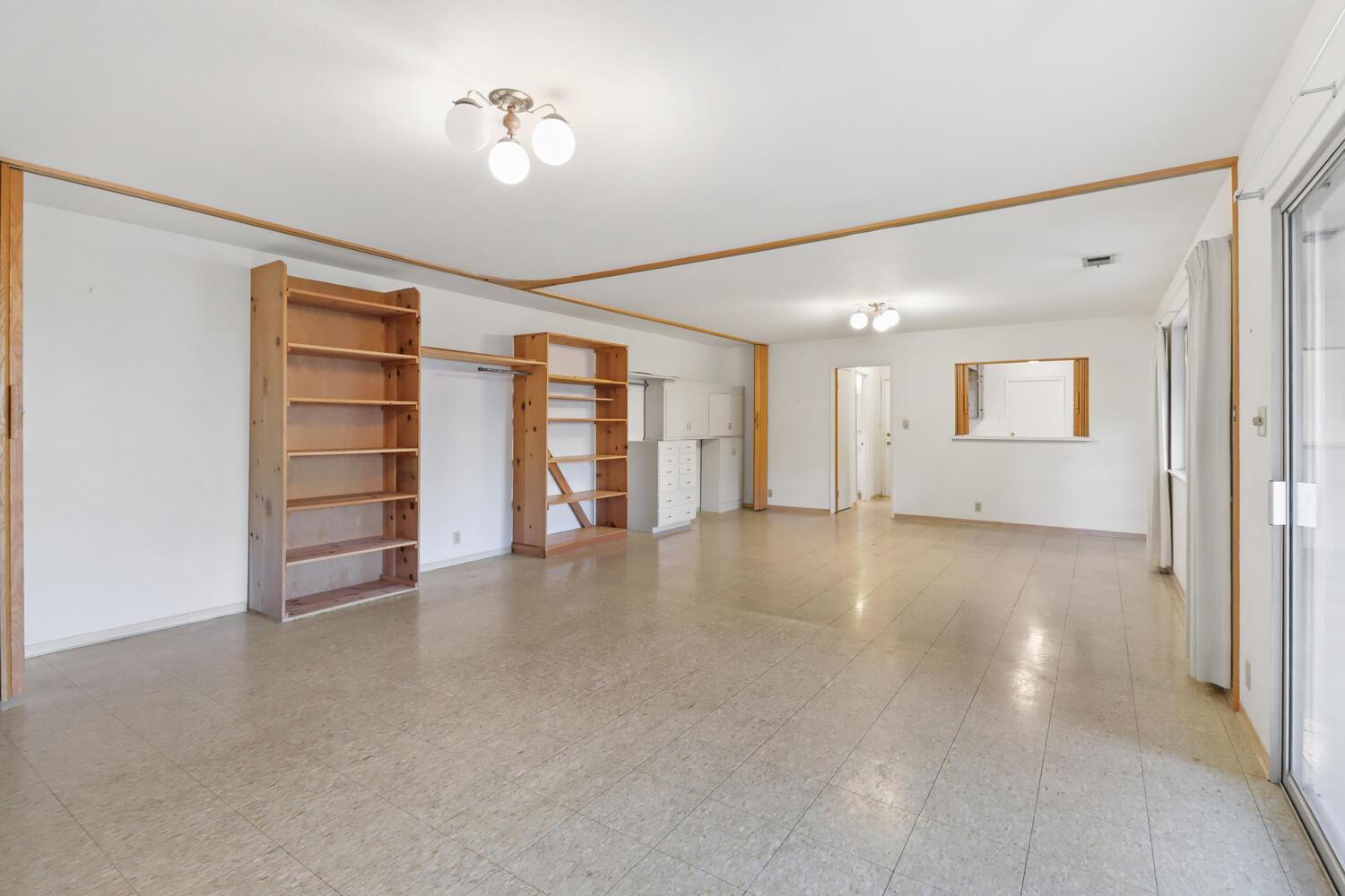 Detail Gallery Image 17 of 36 For 601 J St, Davis,  CA 95616 - 3 Beds | 2 Baths