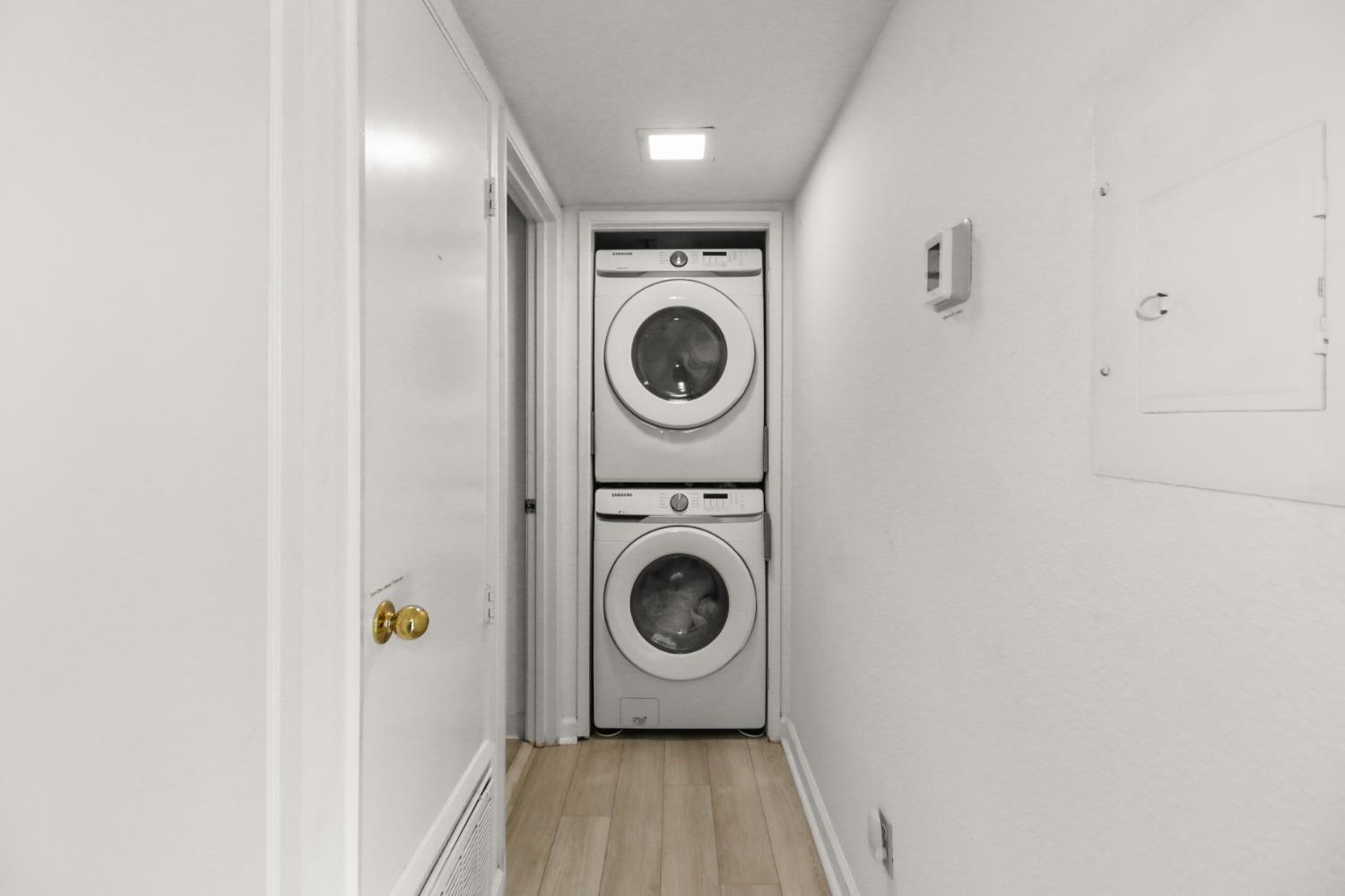 Photo #12: 225064167 Listing: Photo #12