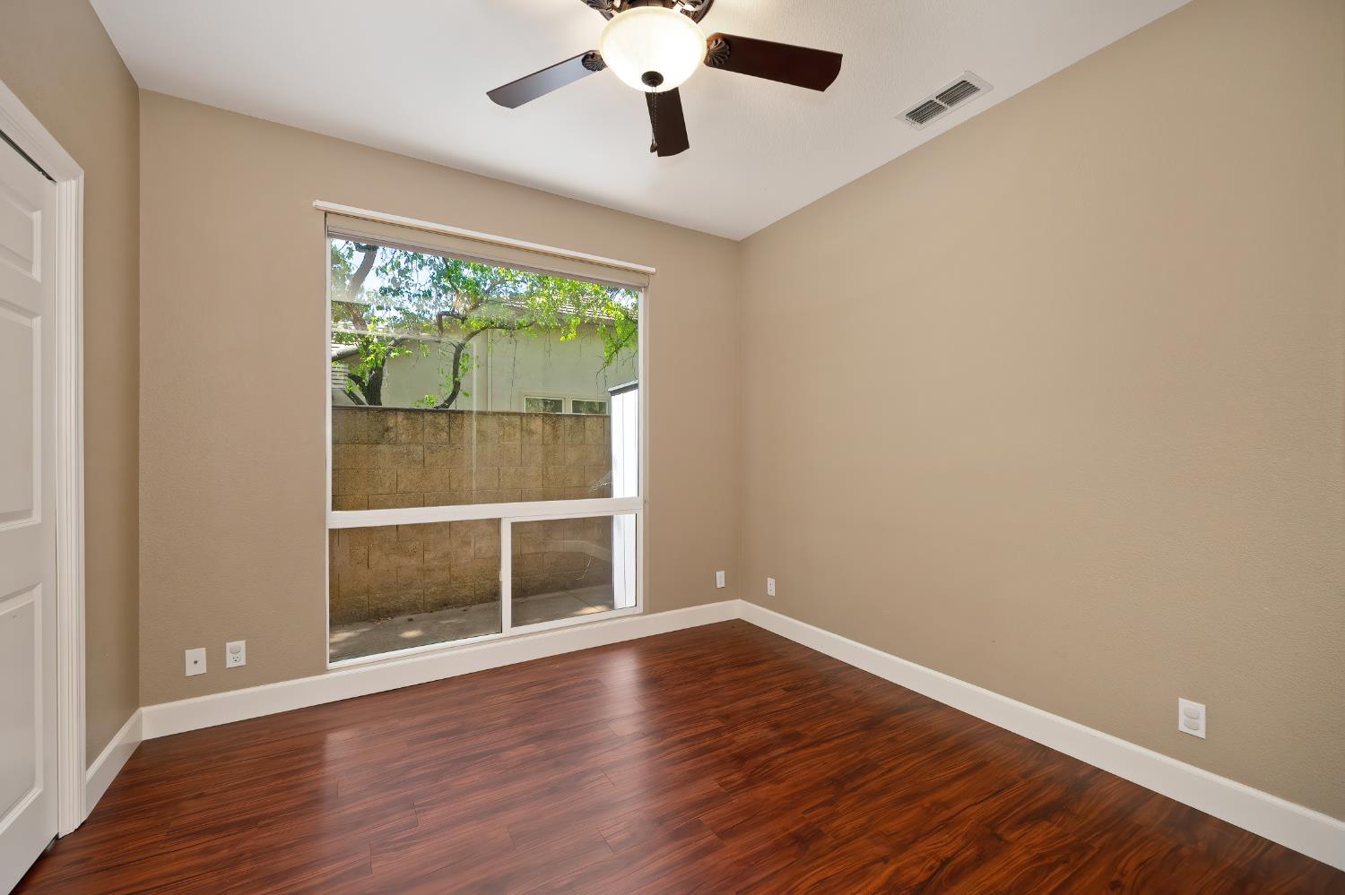Detail Gallery Image 27 of 52 For 4001 Ironwood Dr, El Dorado Hills,  CA 95762 - 5 Beds | 3 Baths