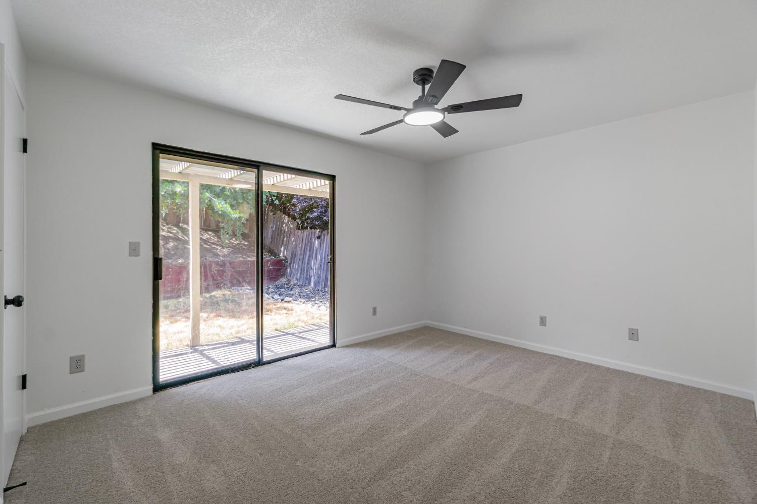 Detail Gallery Image 26 of 52 For 4046 S Royal Links Cir, Antioch,  CA 94509 - 4 Beds | 2 Baths