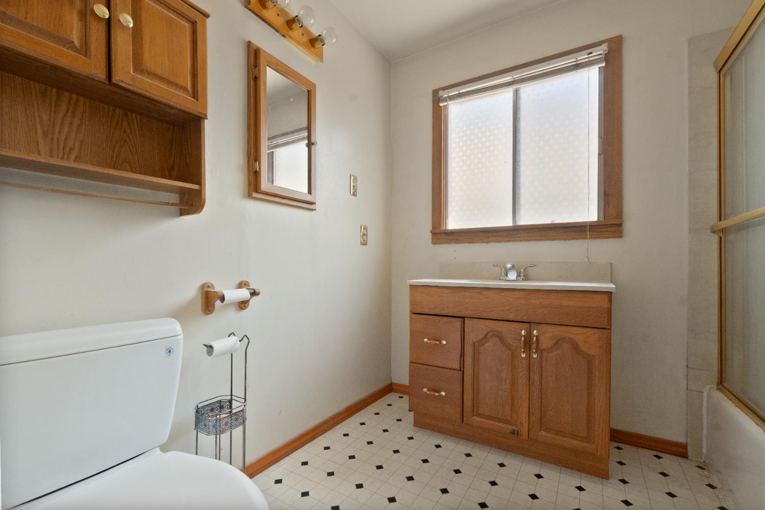 Detail Gallery Image 12 of 18 For 541 Hunter Ave, Modesto,  CA 95350 - 2 Beds | 1 Baths
