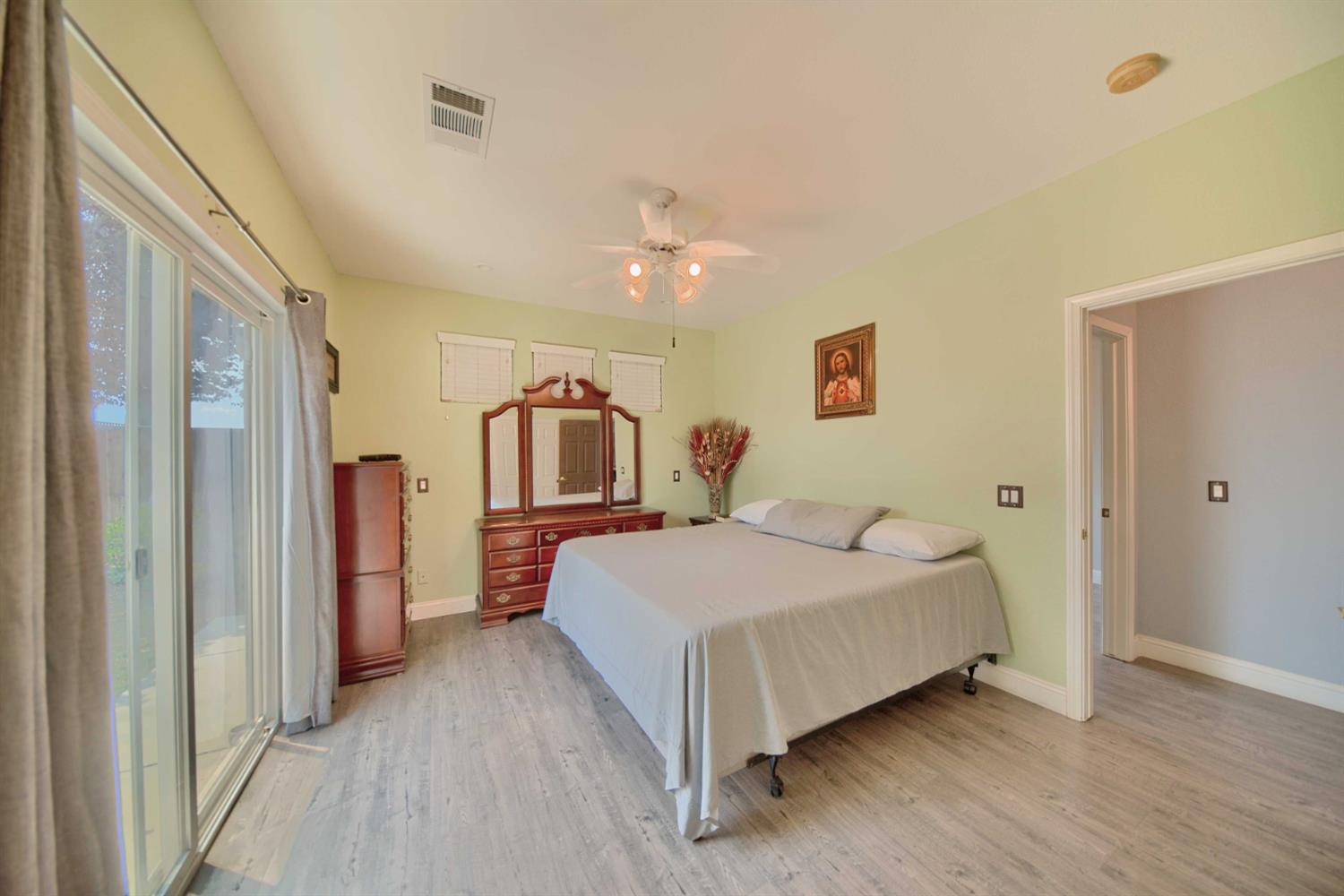 Detail Gallery Image 53 of 98 For 2994 La Vina Cir, Los Banos,  CA 93635 - 3 Beds | 2 Baths