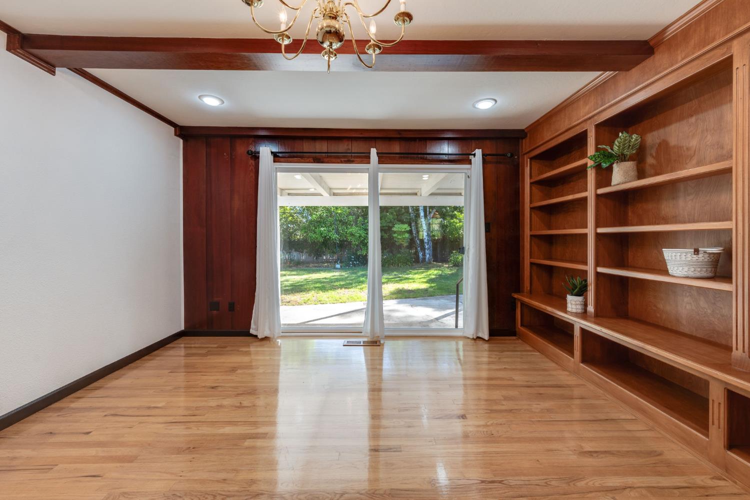 Detail Gallery Image 15 of 43 For 4138 Yacht Harbor Dr, Stockton,  CA 95204 - 3 Beds | 2 Baths