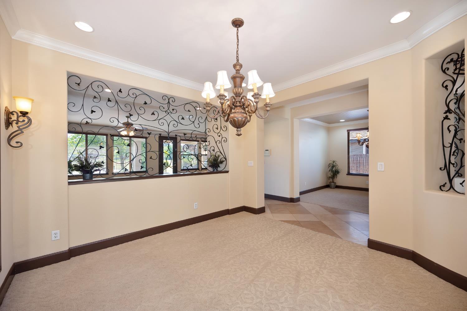 Detail Gallery Image 17 of 88 For 620 Castle Oaks Dr, Ione,  CA 95640 - 4 Beds | 2/1 Baths