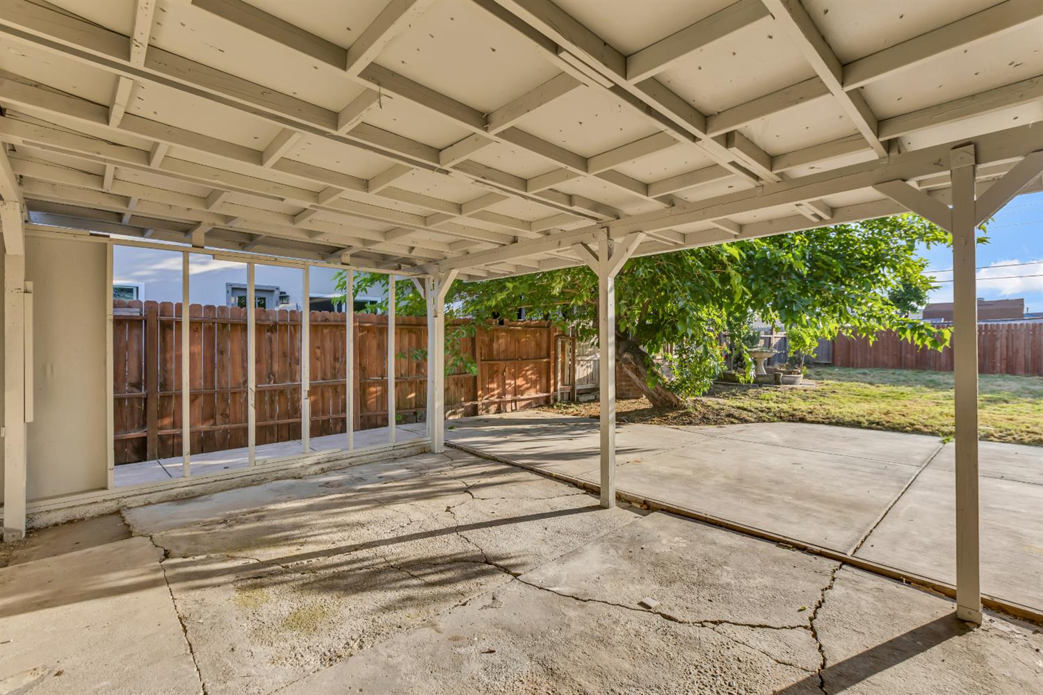 Detail Gallery Image 37 of 42 For 7682 Detroit Blvd, Sacramento,  CA 95832 - 4 Beds | 2 Baths
