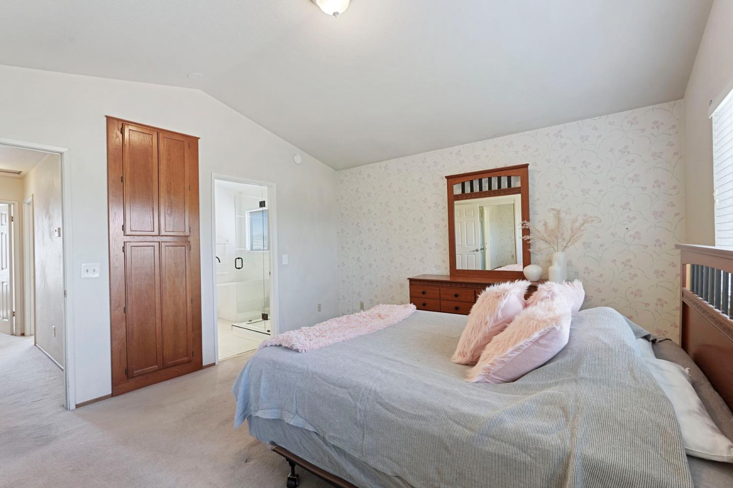 Detail Gallery Image 25 of 47 For 5329 Barbados Cir, Stockton,  CA 95210 - 3 Beds | 2/1 Baths
