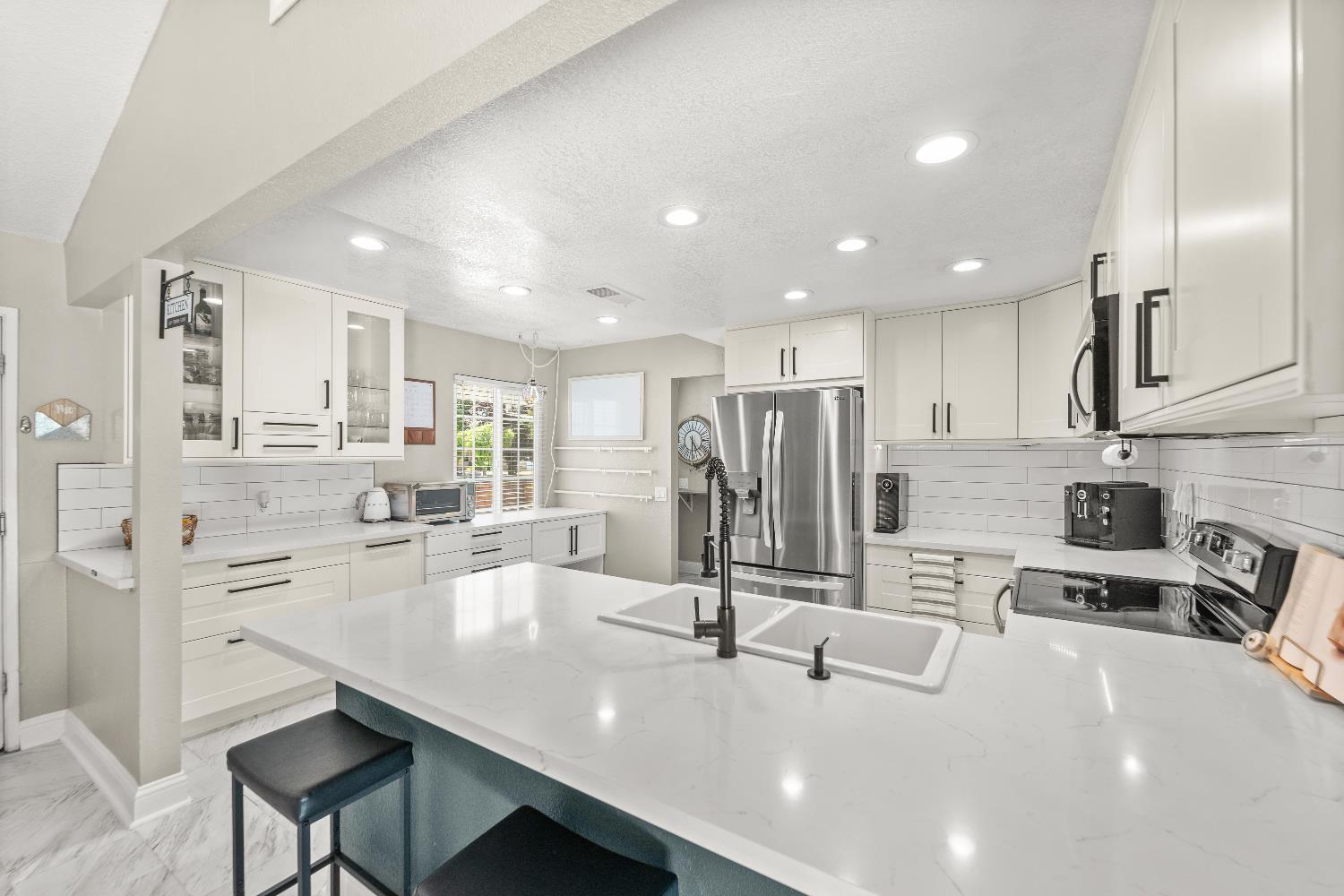 Detail Gallery Image 44 of 66 For 2915 Baronet Way, Sacramento,  CA 95833 - 4 Beds | 2 Baths