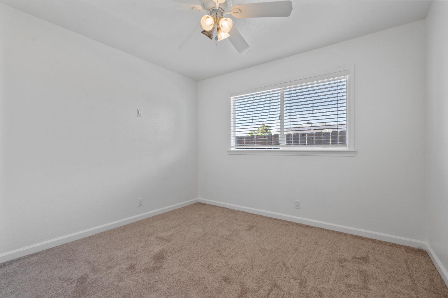 Detail Gallery Image 16 of 27 For 1387 Higton Street, Manteca,  CA 95336 - 3 Beds | 2 Baths