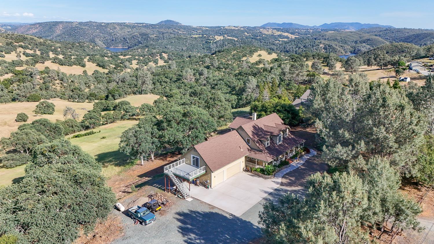 Detail Gallery Image 7 of 79 For 6060 Stony Creek Rd, Jackson,  CA 95642 - 3 Beds | 2/1 Baths