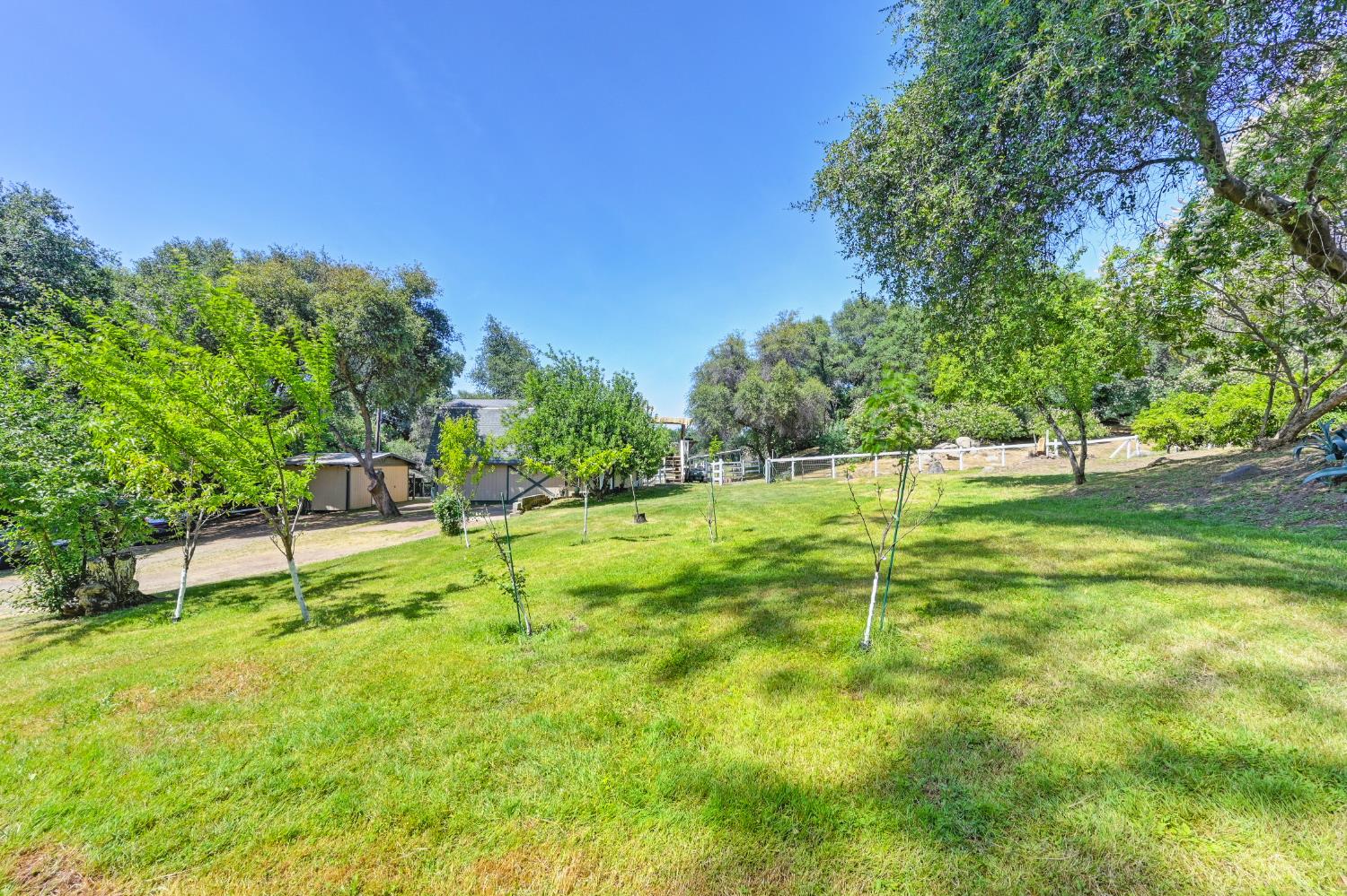 Detail Gallery Image 42 of 97 For 4141 Prospector Rd, Loomis,  CA 95650 - 4 Beds | 2 Baths
