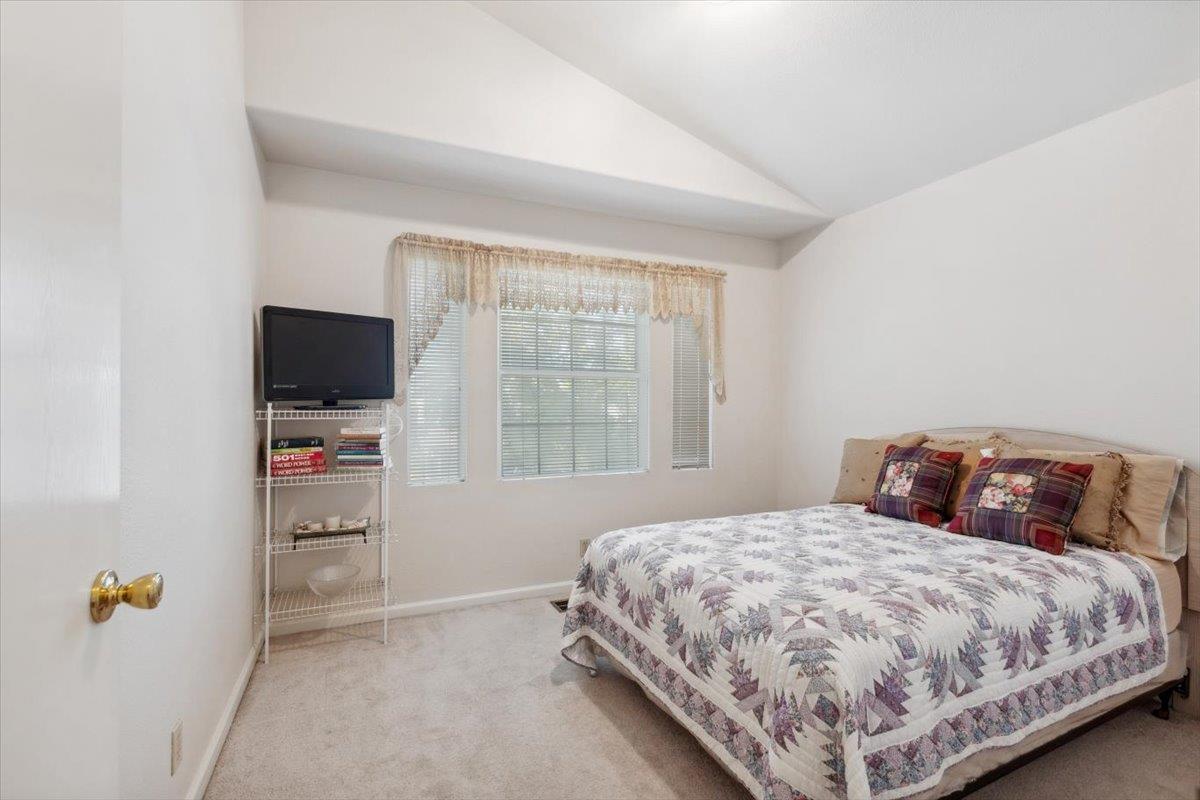 Detail Gallery Image 29 of 31 For 4625 Winter Oak Way, Antelope,  CA 95843 - 4 Beds | 2/1 Baths