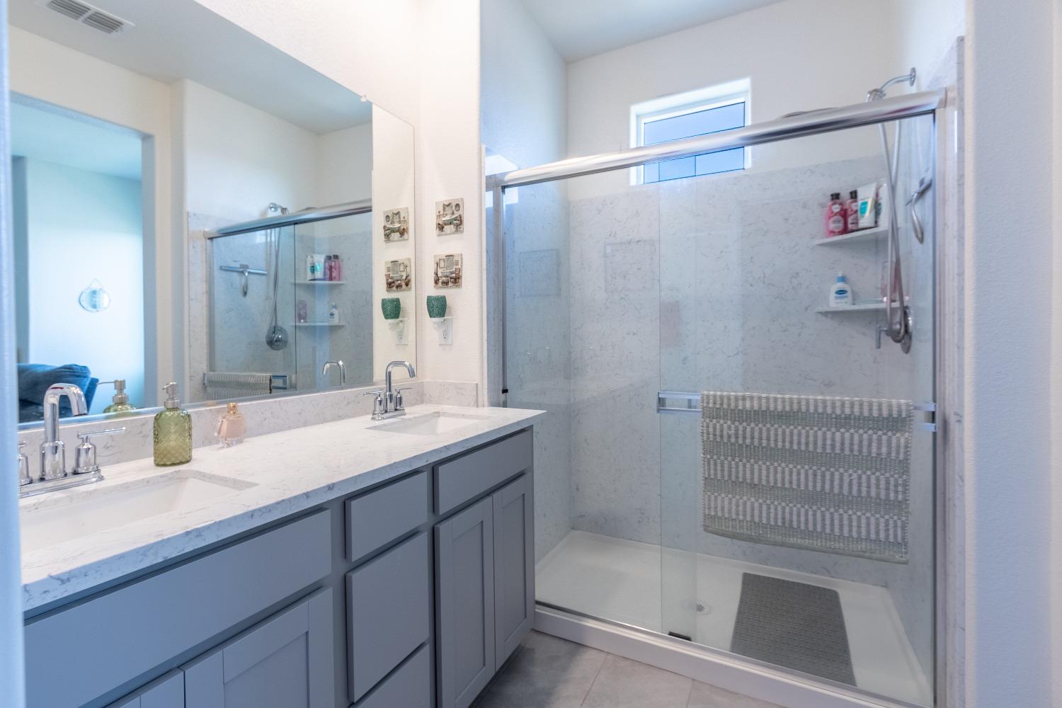 Detail Gallery Image 20 of 34 For 3862 Commerce Way, Sacramento,  CA 95834 - 3 Beds | 2/1 Baths