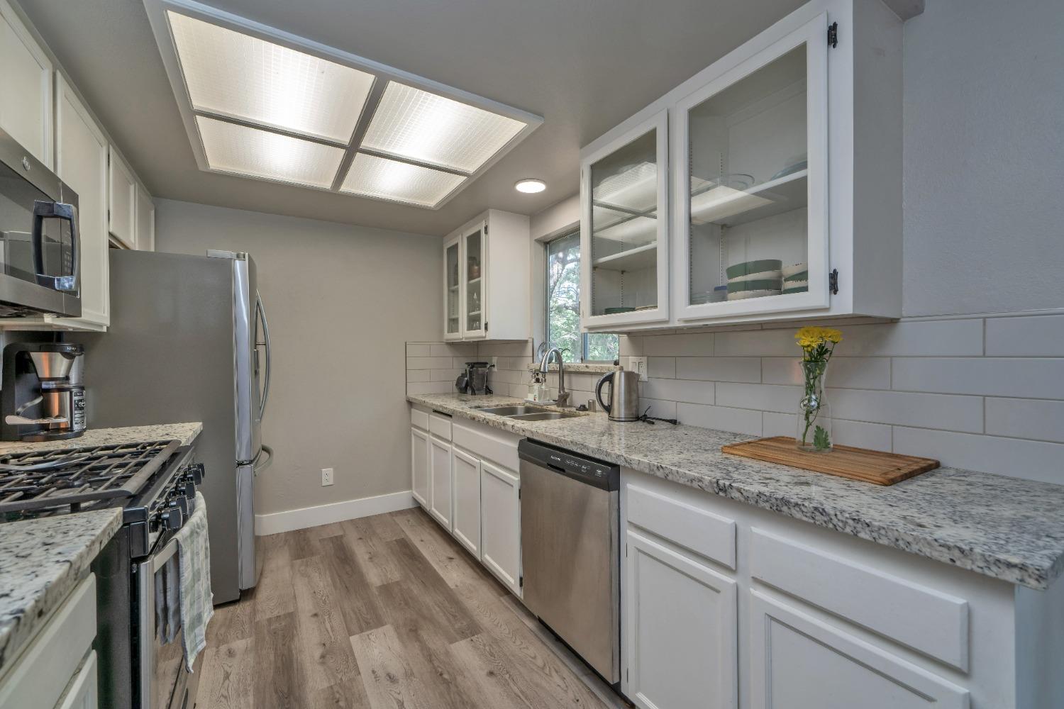 Detail Gallery Image 24 of 34 For 5781 Sly Park Rd, Pollock Pines,  CA 95726 - 2 Beds | 2 Baths