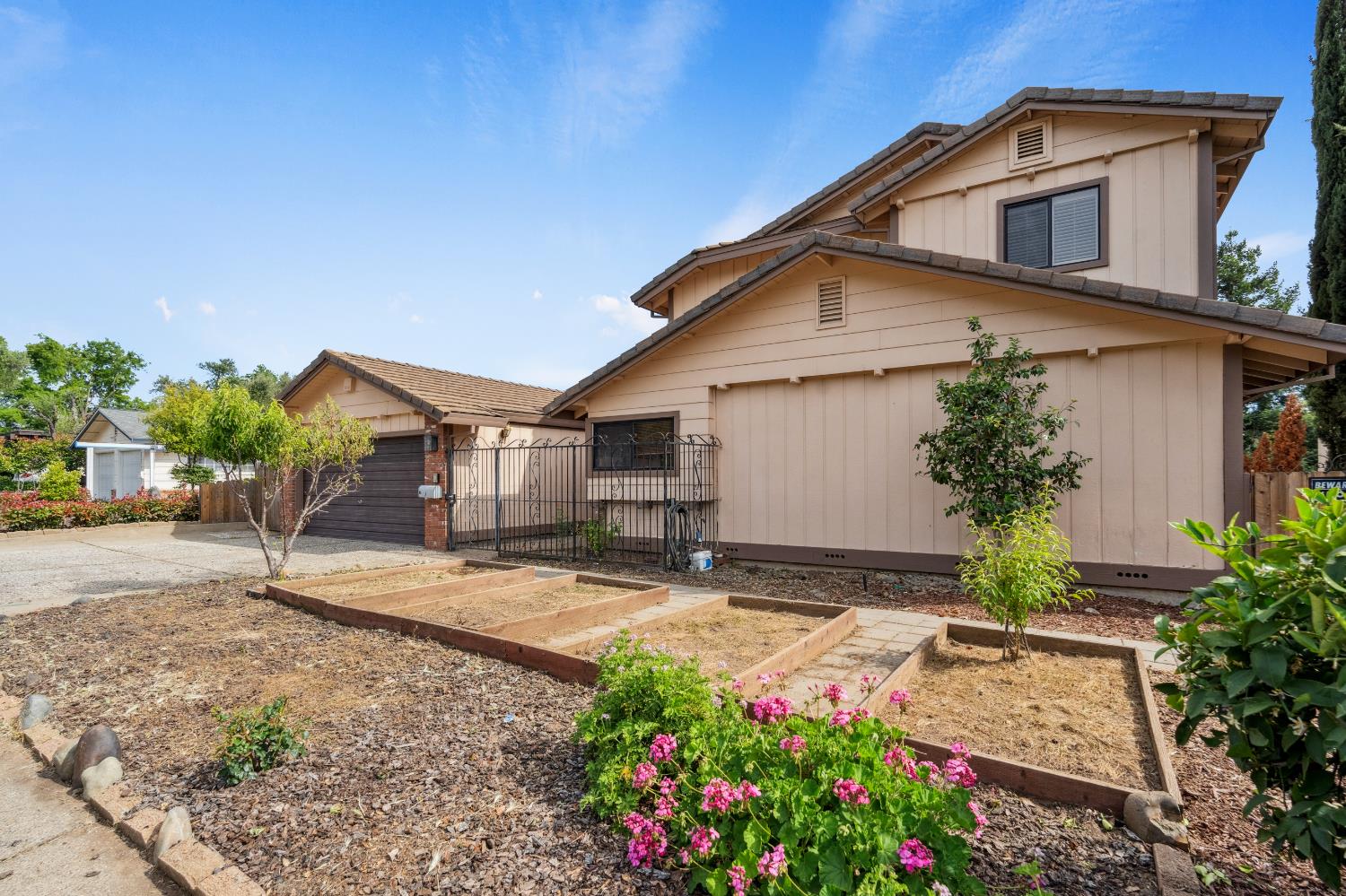 Detail Gallery Image 89 of 91 For 8518 Rolling Green Way, Fair Oaks,  CA 95628 - 4 Beds | 2/2 Baths
